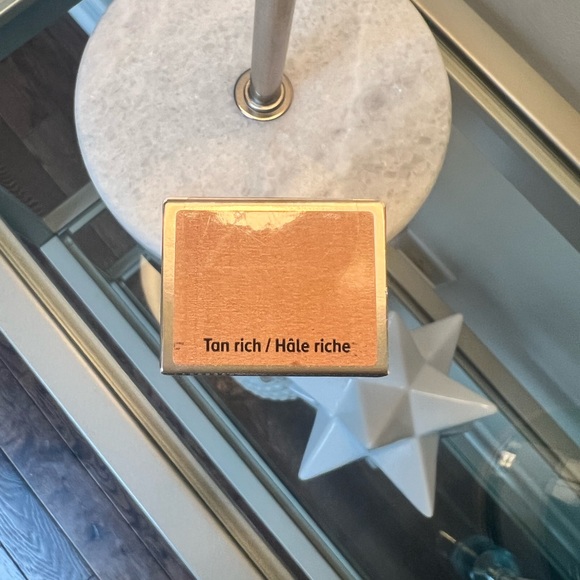 IT Cosmetics CC Nude Glow Lightweight Foundation Glow Serum SPF 40 & Niacinamide - Picture 5 of 5